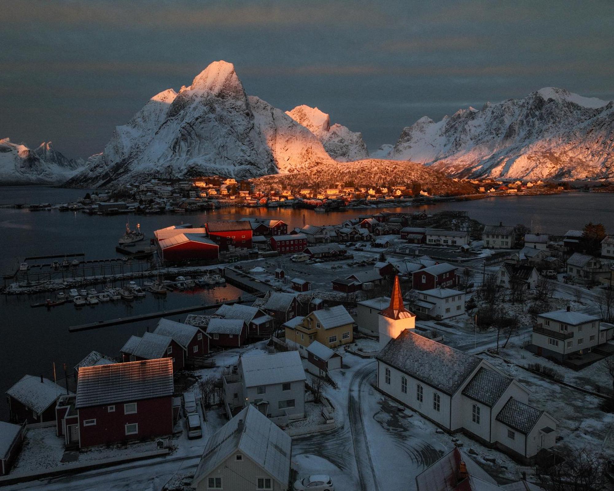 Husly Reine - Your Home With Reinebringen View Екстер'єр фото